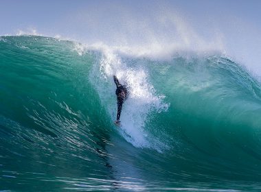 Nick Brbot surfing