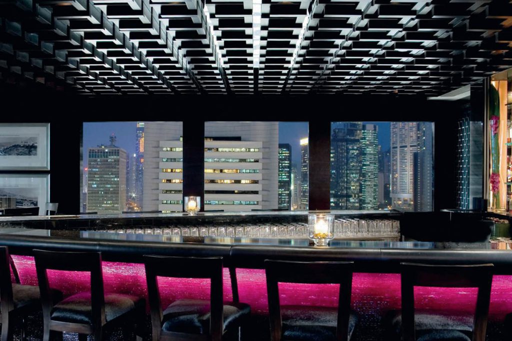 Mo Bar in the Mandarin Oriental.