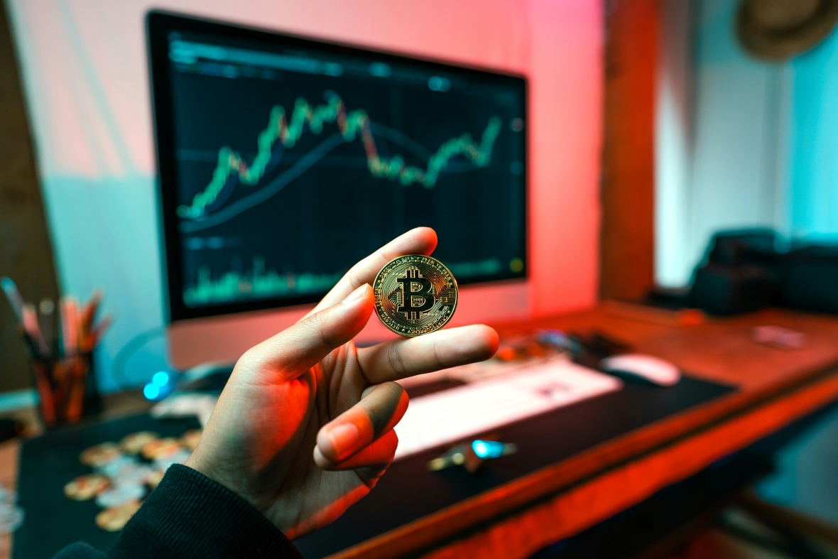 Cryptocurrency and bitcoin: a changing regulatory environment 
